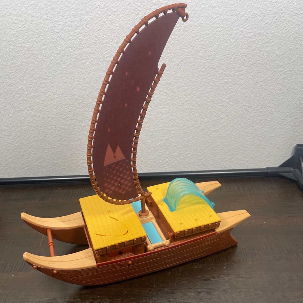 Disney Moana Starlight Canoe Boat Playset Outrigger Sailboat Vehicle Toy